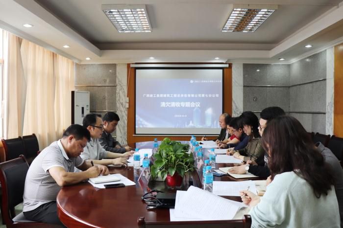 6.1聚会现场。。。。。谭倩文 摄_700x466.jpg