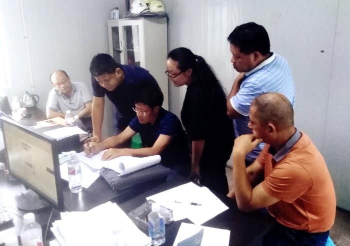 5检查指导现场。。。。。。吕朝开 摄700.jpg