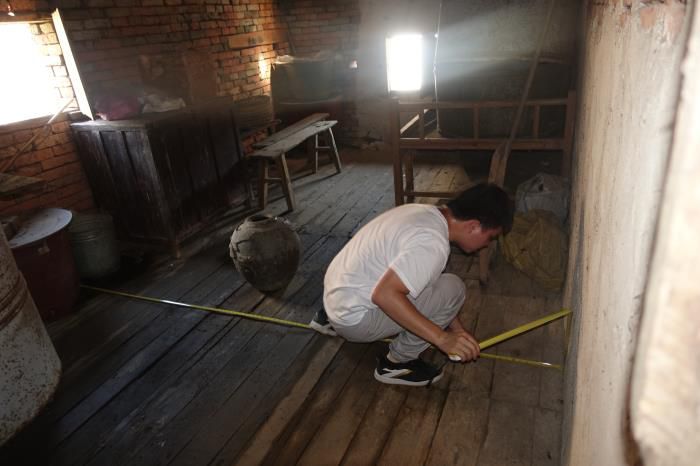 4.46月19日，，，，，，，，在贺州富川福利镇花坪村收罗D级危房数据，，，，，，，，举行定量判断。。。。。。。。700.JPG