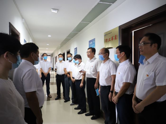 陈祖训讲话 。。。。。。。。李立云 摄.jpg