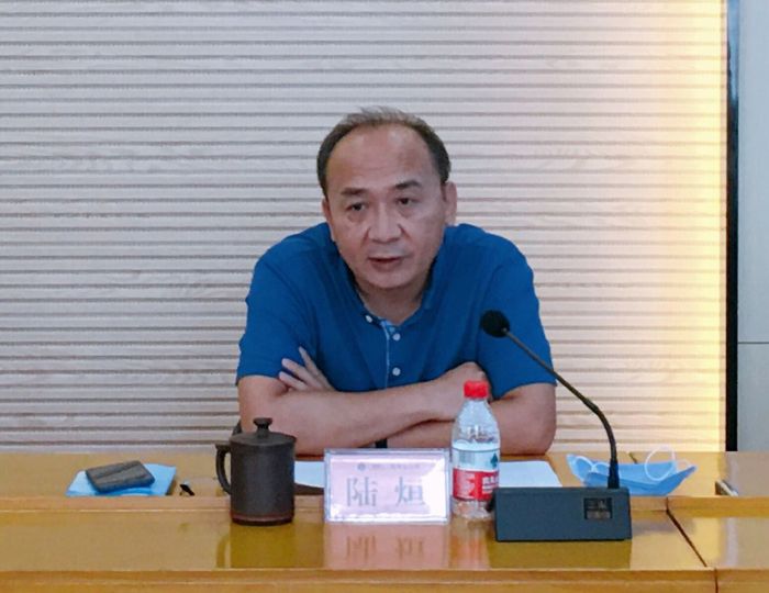 陆烜讲话。。。。。。覃洪浩  摄1.jpg