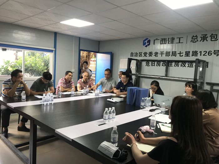 聚会现场。。。。。。。。何美标 摄.jpg