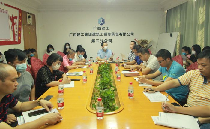 聚会现场。。。。。。。。邓灿滨 摄.jpg