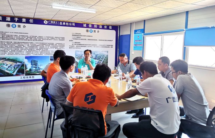 1聚会现场。。。。。潘婧 摄.jpg