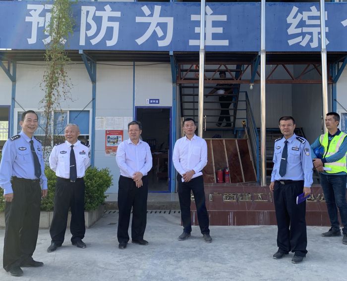 60调研现场。。。。。。。。 王妤瑶 摄.jpg