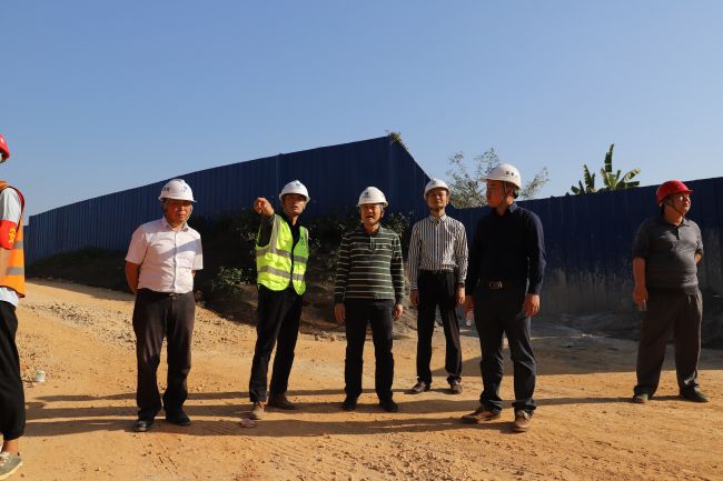 8检查现场。。。。。杨钰 摄 (5).jpg