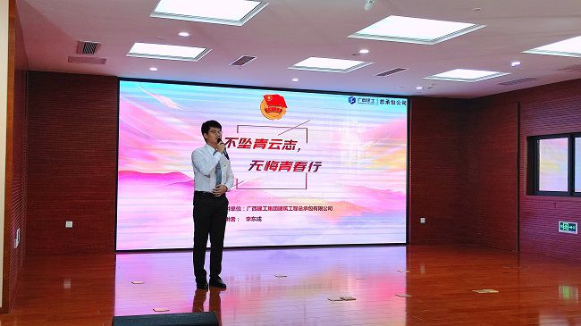 角逐现场。。。。。。郑诗宝 摄（修图）.jpg