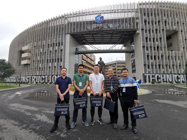 2结业合影。。。。。。。。王家斌 摄（修图）.jpg