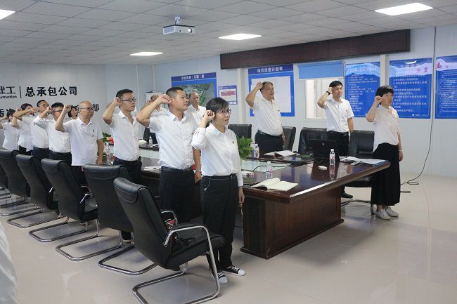 重温入党誓词。。。。。。。。张钊林 摄（修图）.jpg