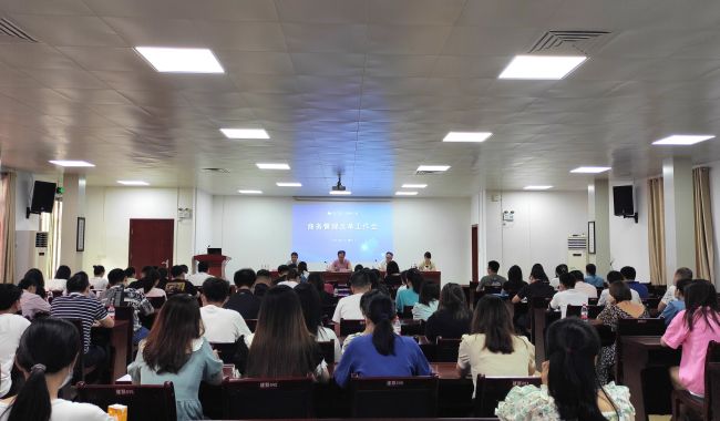 聚会现场。。。。。。郑诗宝 摄000.jpg