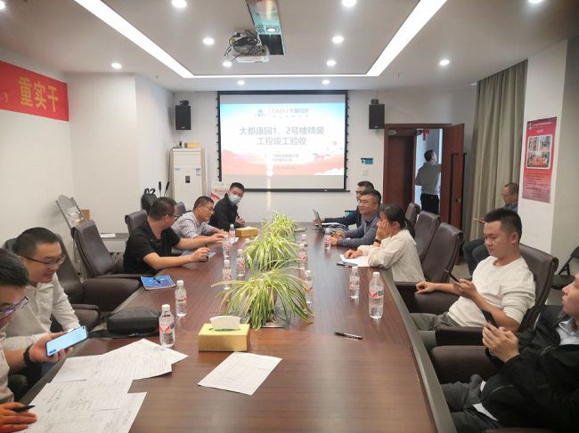 完工聚会现场。。。。。杨榜孟 摄（修图）.jpg