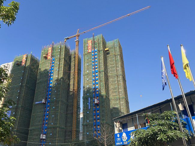 封顶主体现场。。。。。王家斌 摄（修图）.jpg