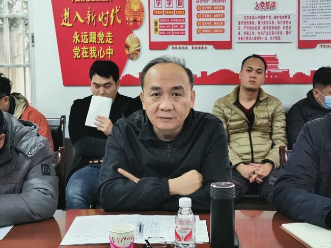 陆烜讲话。。。。。。。王瑾贞 摄（修图）.jpg