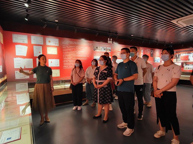 旅行学习现场。。。。。王莹 摄（修图）.jpg