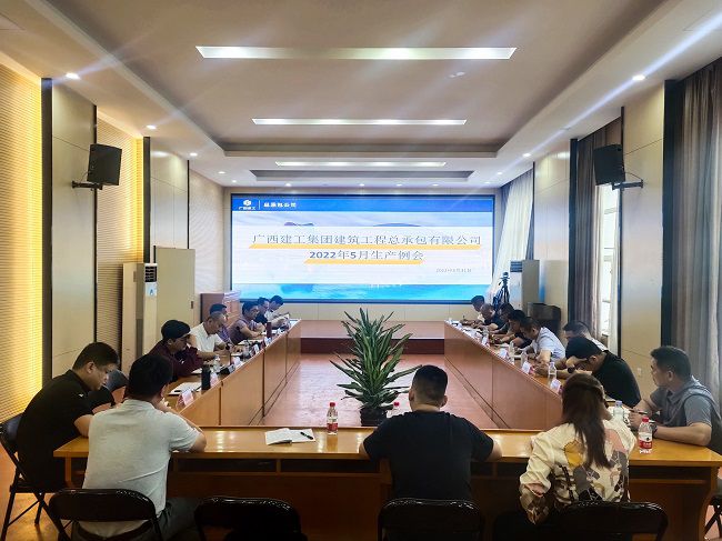 聚会现场1。。。。。。李斌 摄（修图）.jpg