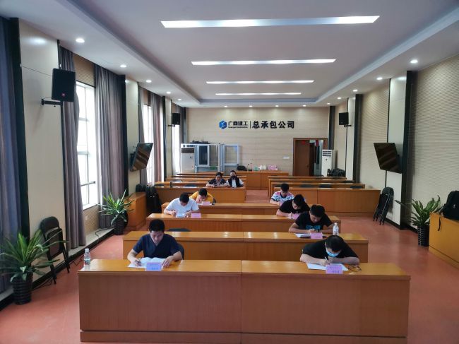 认真答题。。。。。；；；；票ι 摄（修图）.jpg