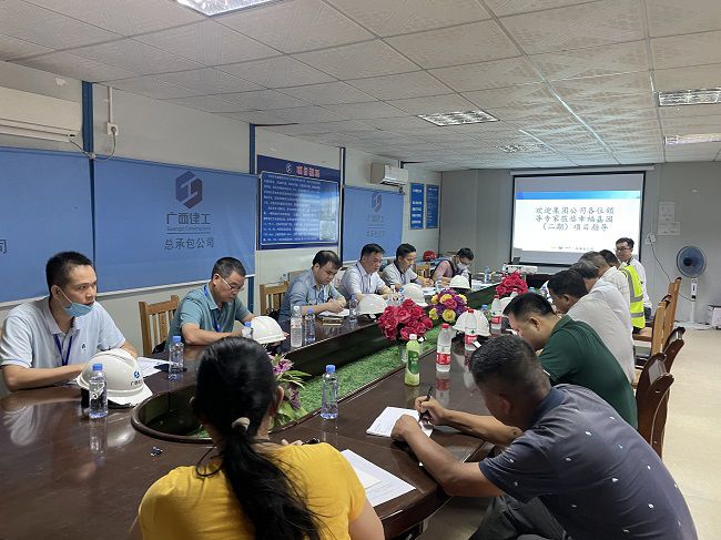 聚会现。。。。。。。ㄐ尥迹.jpg