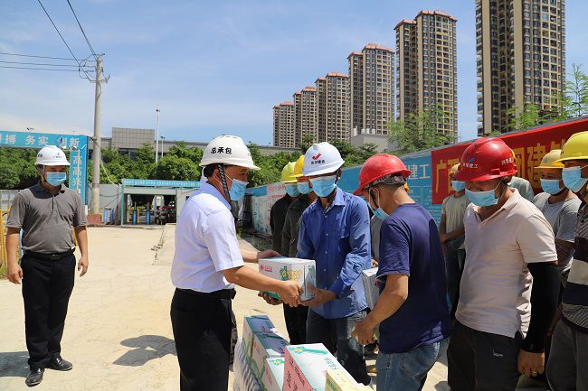 活动现场。。。。。杨钰 摄（修图）.jpg