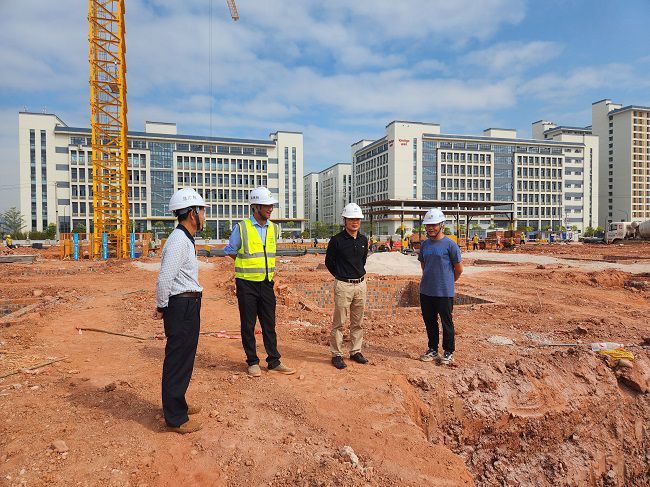 检查指导现场。。。。。。陆娟娟 摄（修图）.jpg