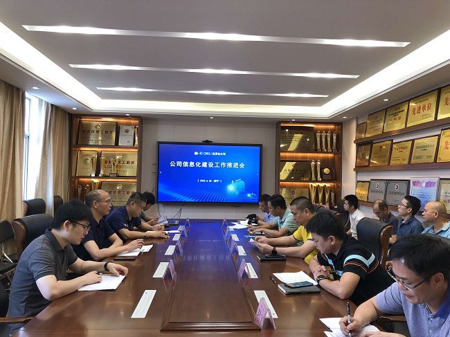 聚会现场。。。。。。农茜茜 摄（修图）.jpg